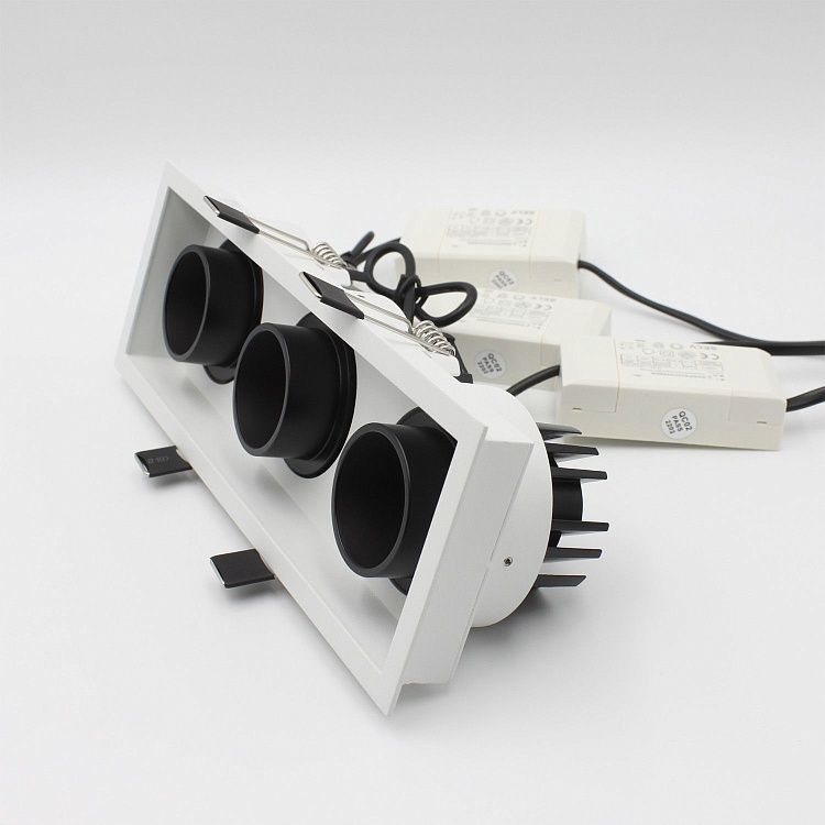 Skarlat  RSL74092-3 3×10W WH+BK 3000K
