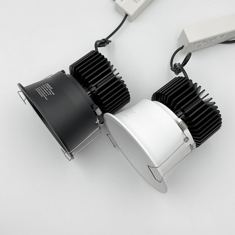 Skarlat RSL74W005-5 30W BK 4000K