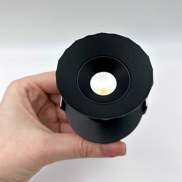 Skarlat  RSL74131 7W BK 4000K