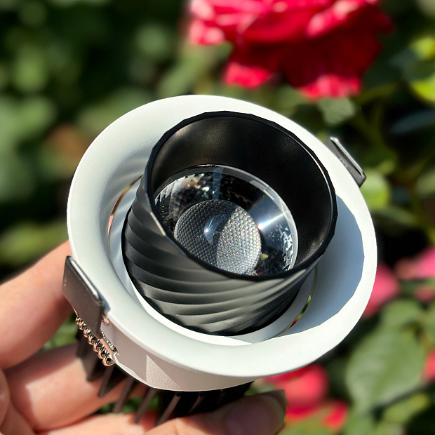 Skarlat RSL74331 10W WH+BK 4000K