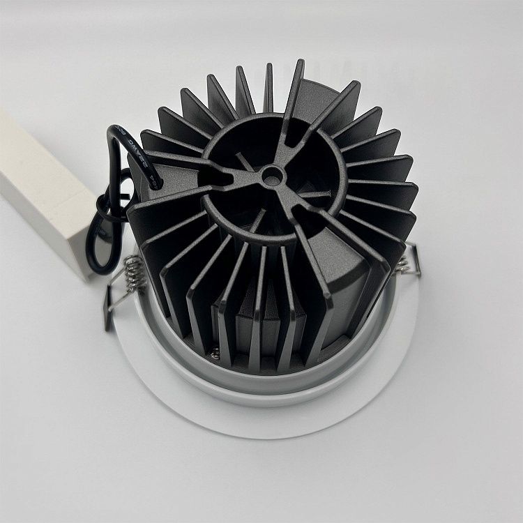 Skarlat RSL7468-4 18W WH 3000K