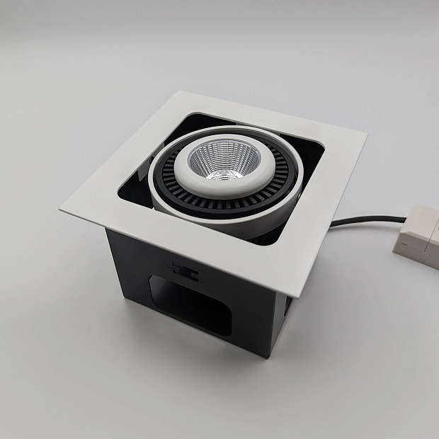 Skarlat  RGL7115-1 1×12W WH+BK 4000K