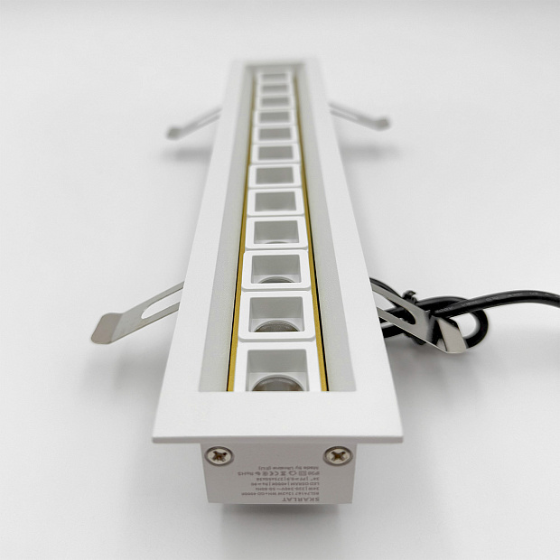 Skarlat  RSL74167 12×2W WH+GD 4000K