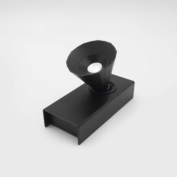 Skarlat  RSLC74131-1 1×7W BK 4000K