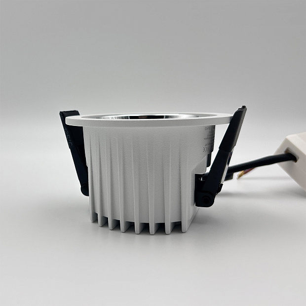 Skarlat RDL73027-3 7W WH+CHR 4000K