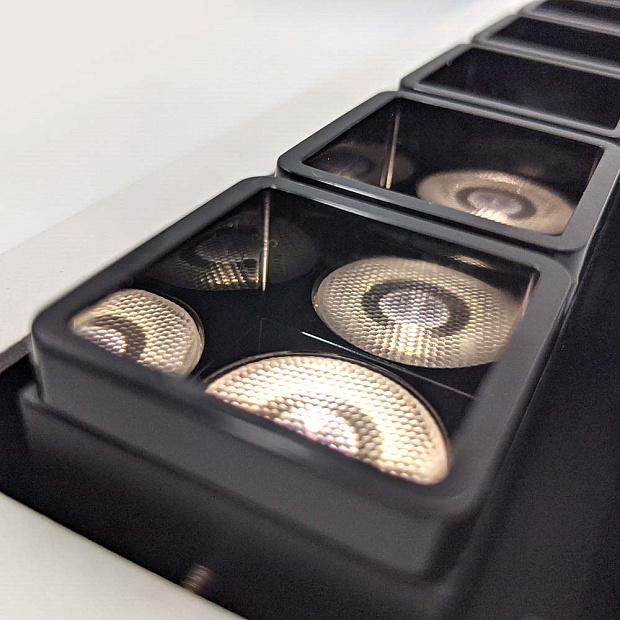 Skarlat  RSL74113 3×2W WH+BK 4000K